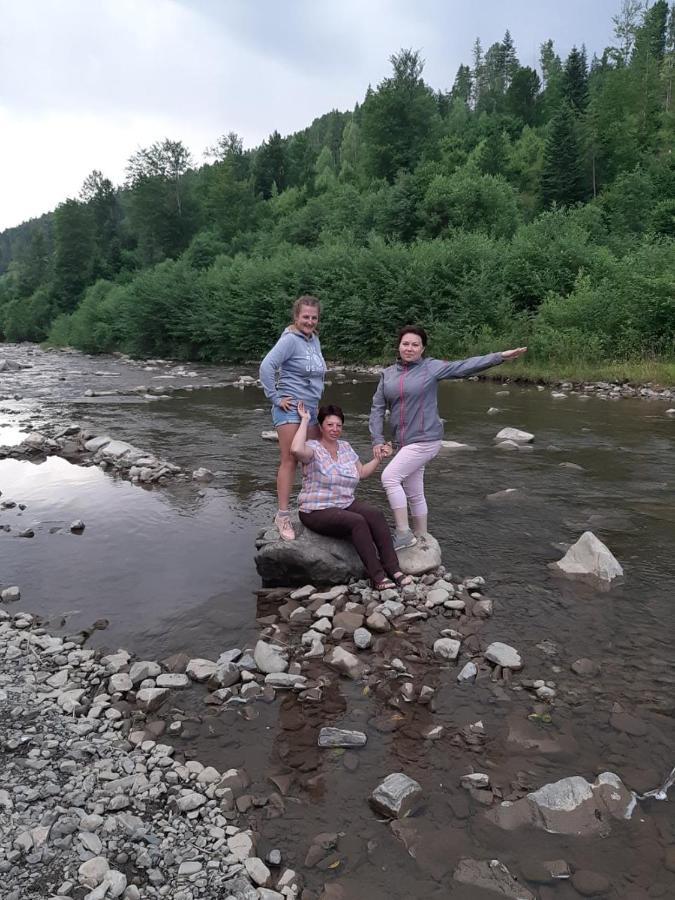 Родинна Оселя สลาฟสเก ภายนอก รูปภาพ