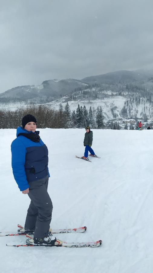 Родинна Оселя สลาฟสเก ภายนอก รูปภาพ